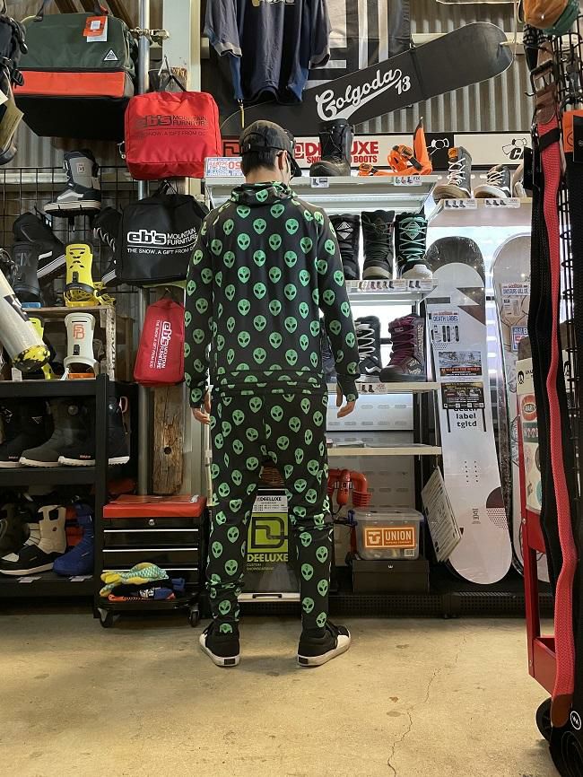 エアブラスター AIRBLASTER Classic Ninja Suit Realtree Edge 22-23